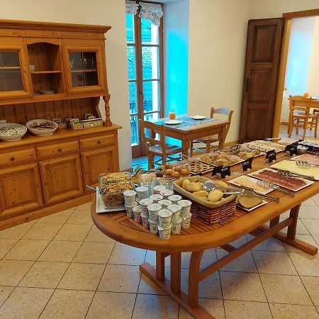 Taxus Hostel Pieve Tesino エクステリア 写真