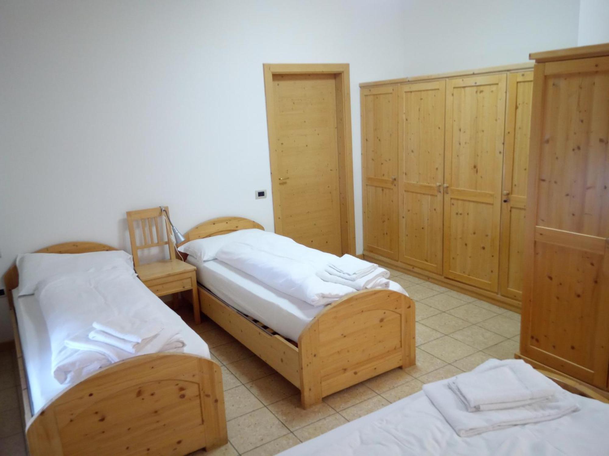 Taxus Hostel Pieve Tesino エクステリア 写真