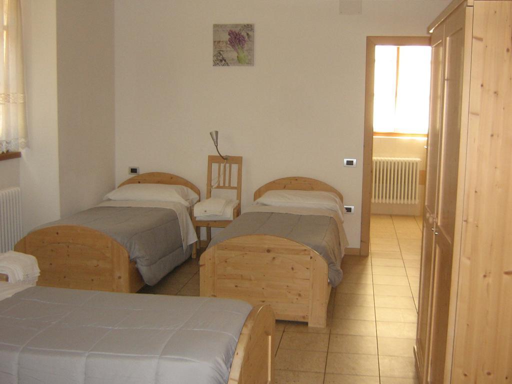 Taxus Hostel Pieve Tesino エクステリア 写真